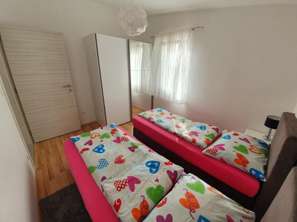 Comfortable Family Apt Iris 20M From Beach In Mandre Exterior foto